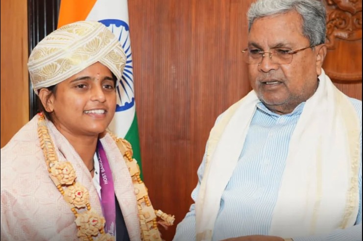 ಕರ್ನಾಟಕದ ಹೆಮ್ಮೆಯ ಧನಲಕ್ಷ್ಮಿ ಪೂಜಾರಿಗೆ ಸಿಎಂನಿಂದ ₹5 ಲಕ್ಷ ಬಹುಮಾನ ಘೋಷಣೆ!