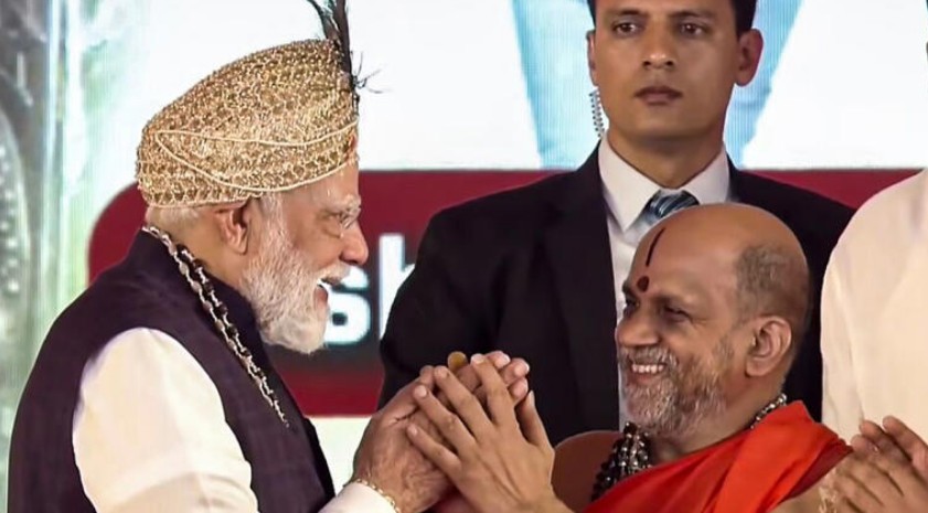 modi with sri